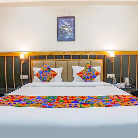 Fabhotel Outhills Manāli Екстериор снимка