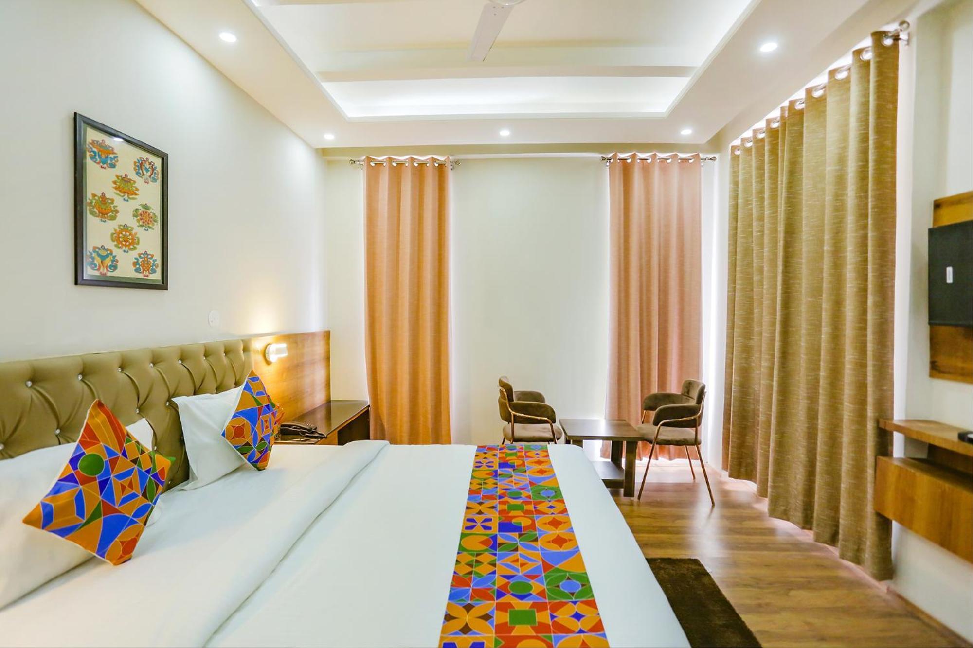 Fabhotel Outhills Manāli Екстериор снимка