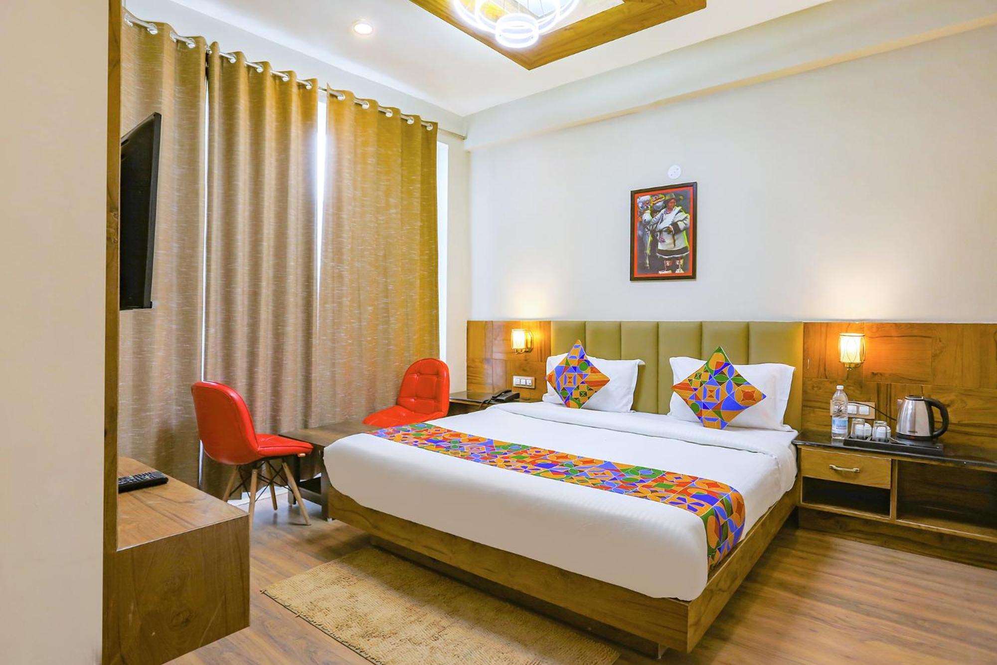 Fabhotel Outhills Manāli Екстериор снимка